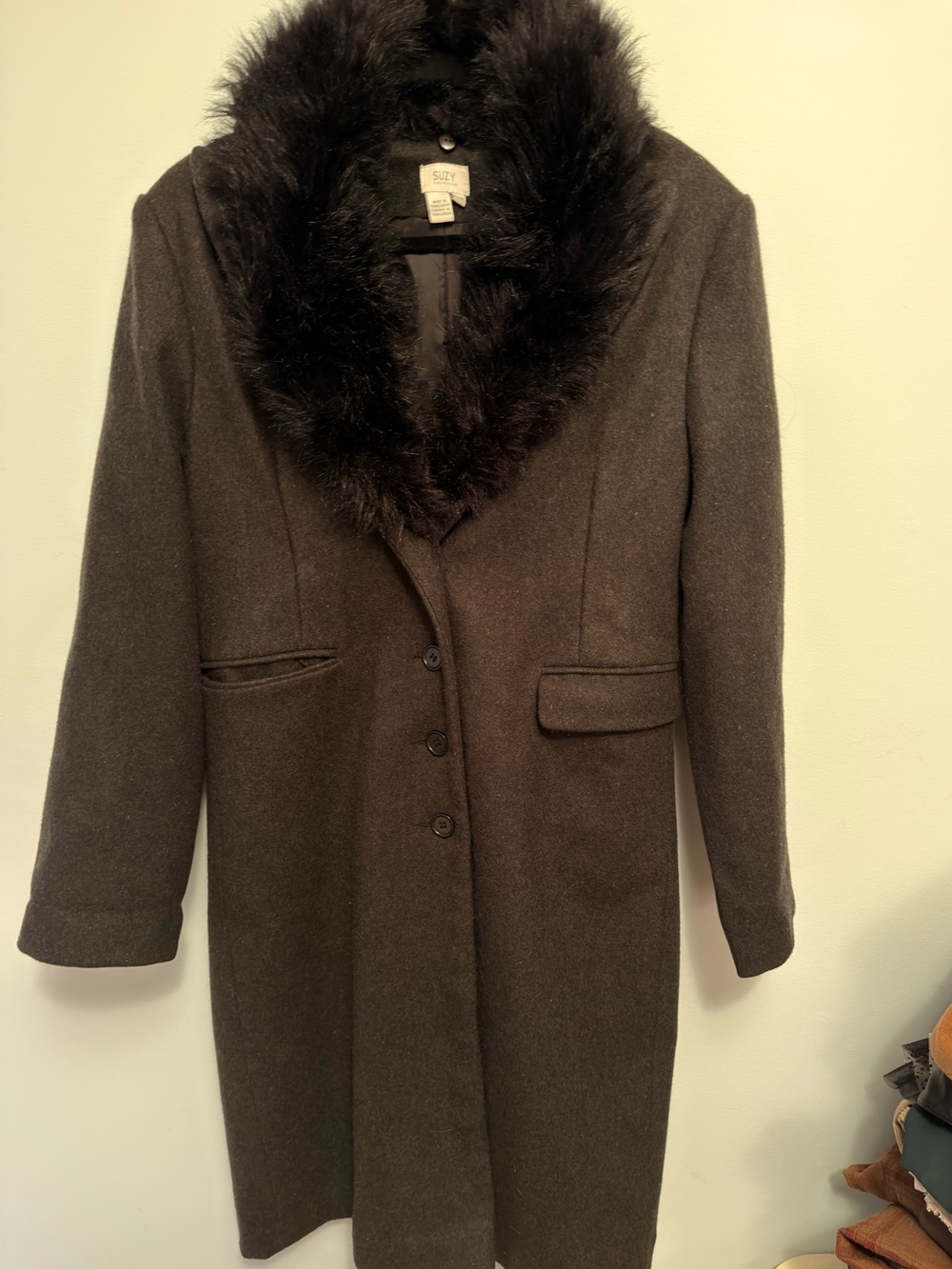 Suzy Shier Faux Fur Collar Coat Size Medium
